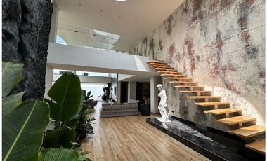 Casa en Venta en El Poblado