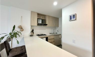 Apartaestudio en Guayabal para la renta amoblada, piso 20