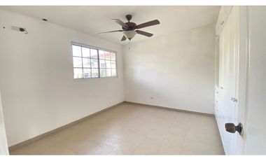 Alquiler de Casa Dúplex vacia en PH Villas del Pinar Arraiján – LH