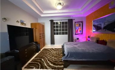 Venta de Casa Unifamiliar en Llanos de Curundú, Ancón | LH