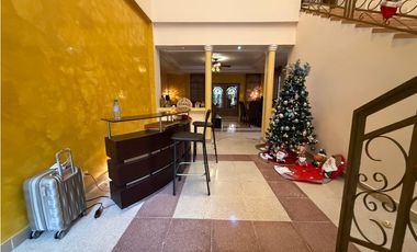 Venta de Casa Unifamiliar en Llanos de Curundú, Ancón | LH