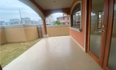 Casa Unifamiliar Nuevo en Costa Sur – PH El Doral en Venta – LH