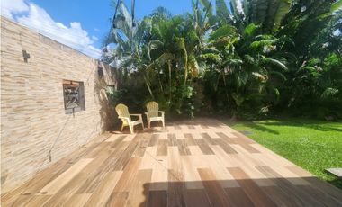 Venta de Casa de Esquina Remodelada en PH Versalles | LAMM