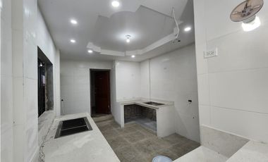 Casa de 3 Niveles en Hato Pintado con Piscina en Venta - LMMO