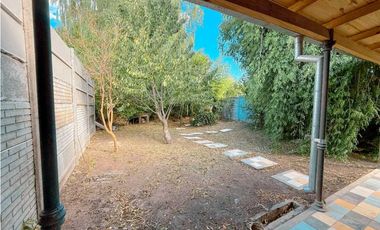 Casa en venta Navarro al 400