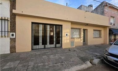 Vendo Casa Céntrica en Concepción del Uruguay, Entre Ríos