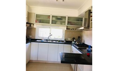 ALQUILER CASA QUINTA EN BARRIO LAS MARIAS, LUJAN BS AS