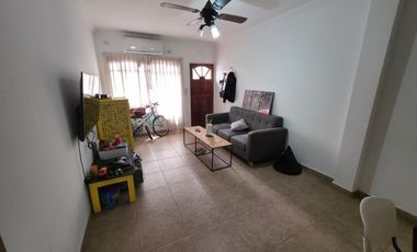 Duplex en venta en Haedo Centro Sur