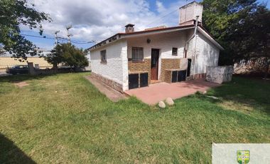 Venta de casa en zona céntrica en Mina Clavero K151MC