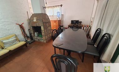 Venta de casa en zona céntrica en Mina Clavero K151MC