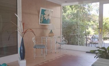 Departamento en alquiler c/ cochera en Muñiz