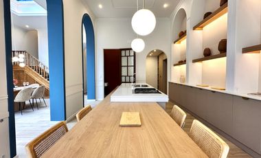Casa a estrenar 4 dorm en venta c/garage y patio en Abasto