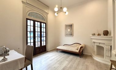 Casa a estrenar 4 dorm en venta c/garage y patio en Abasto