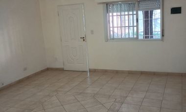 PH de 2 ambientes. Morón