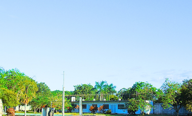 Propiedad multifuncional sobre carretera Calderitas–Laguna Guerrero,Quintana Roo