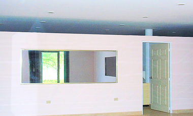 Propiedad multifuncional sobre carretera Calderitas–Laguna Guerrero,Quintana Roo