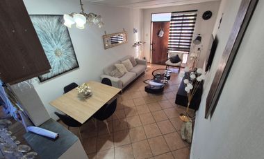 CASA 3D 1B CON ENTRADA DE AUTO Y DESTINO COMERCIAL