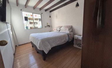 CASA 3D 1B CON ENTRADA DE AUTO Y DESTINO COMERCIAL