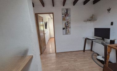 CASA 3D 1B CON ENTRADA DE AUTO Y DESTINO COMERCIAL
