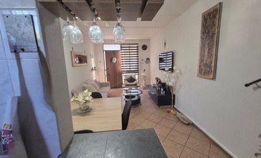 CASA 3D 1B CON ENTRADA DE AUTO Y DESTINO COMERCIAL
