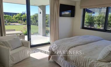 Casa en venta nueva y amoblada en Las Brisas de Santo Domingo