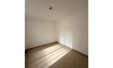 RENTA DE CASA EN VALLE DEL SOL 1