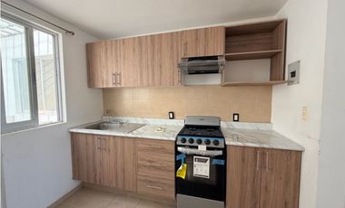 RENTA DE CASA EN VALLE DEL SOL 1