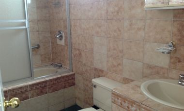 Venta casa rentera suites amobladas sector Monteserrín