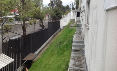 Venta casa rentera suites amobladas sector Monteserrín