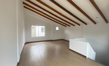 VENTA CASA POR ESTRENAR POMASQUI