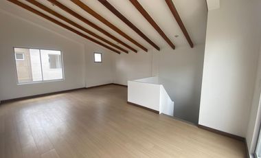 VENTA CASA POR ESTRENAR POMASQUI