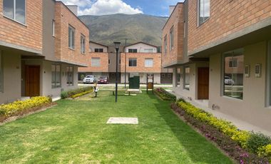 VENTA CASA POR ESTRENAR POMASQUI