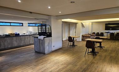 Se arrienda Hotel / Edificio comercial