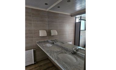 Se arrienda Hotel / Edificio comercial