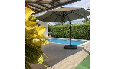 VENTA LINDA CASA CAMPESTRE VILLAVICENCIO RESTREPO