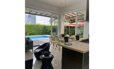 VENTA LINDA CASA CAMPESTRE VILLAVICENCIO RESTREPO