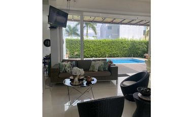 VENTA LINDA CASA CAMPESTRE VILLAVICENCIO RESTREPO