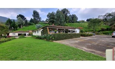 VENDO FINCA SAN CRISTOBAL MEDELLIN CASA DE 11 ALCOBAS Y 6 BAÑOS