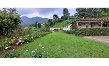 VENDO FINCA SAN CRISTOBAL MEDELLIN CASA DE 11 ALCOBAS Y 6 BAÑOS