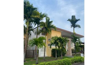 CASA CAMPESTRE EN VENTA VIA VILLAVICENCIO RESTREPO HDA LA PRADERA