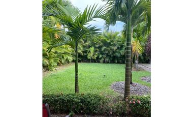 CASA CAMPESTRE EN VENTA VIA VILLAVICENCIO RESTREPO HDA LA PRADERA