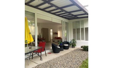 CASA CAMPESTRE EN VENTA VIA VILLAVICENCIO RESTREPO HDA LA PRADERA