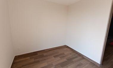 Departamento en Granjas México, 3 recámaras y estacionamiento