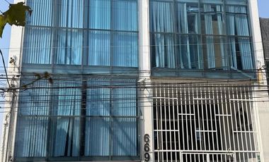 Edificio Comercial en Reforma
