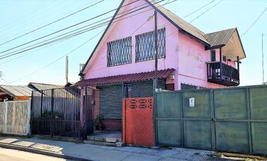Arriendo de casa de 3 dormitorios en Llay Llay.