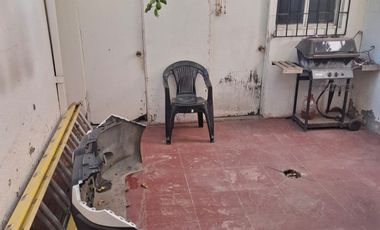 Oportunidad Inversionistas 3 locales + casa