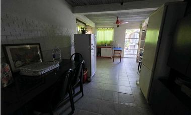 Vendo Casa con amplio patio en Concepción del Uruguay, Entre Ríos