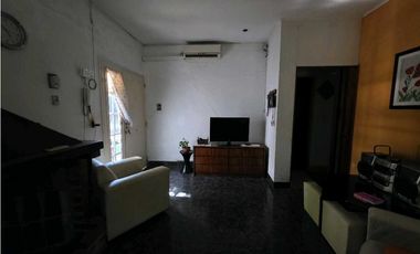 Vendo Casa con amplio patio en Concepción del Uruguay, Entre Ríos