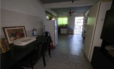 Vendo Casa con amplio patio en Concepción del Uruguay, Entre Ríos