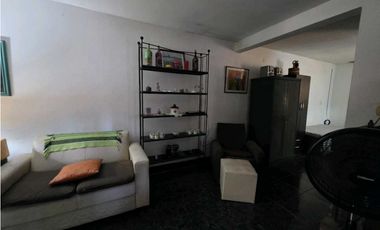 Vendo Casa con amplio patio en Concepción del Uruguay, Entre Ríos
